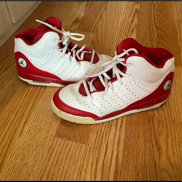 Jordan Sneakers - Picture 1 of 9